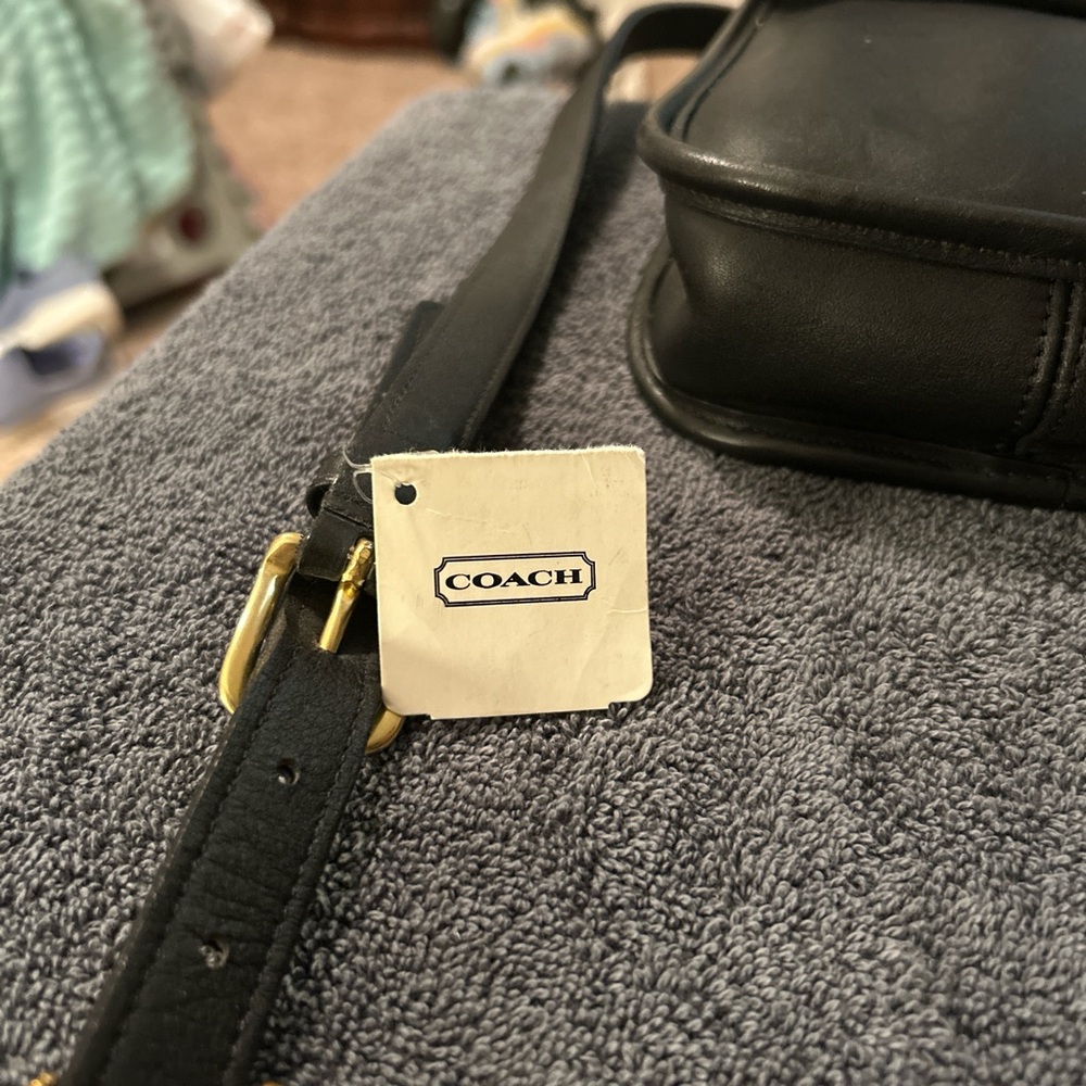 Coach Black Leather Crossbody Bag with Gold Hardware - Picture 4 of 10